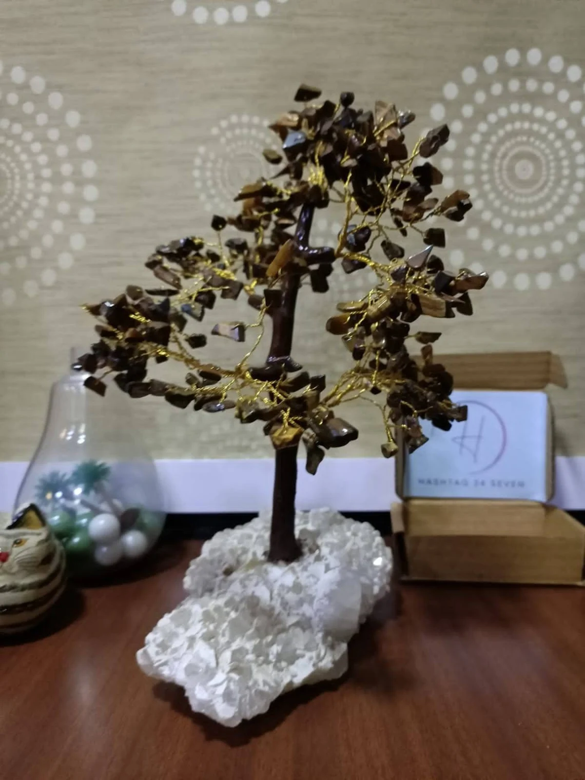 Garnet Natural Crystal Gemstone Bonsai Money Tree for Reiki Healing 300 Beads Decorative Showpiece for Gift 12 inch 300 Stone, Brown stone