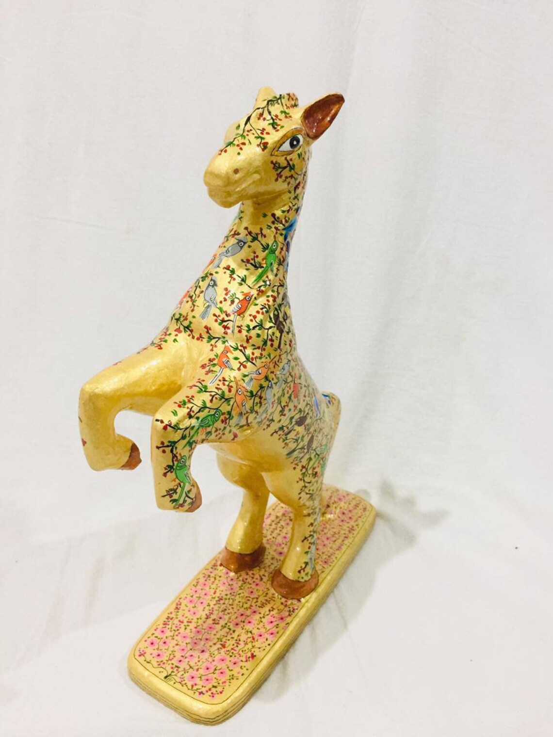 Paper mache animal sculpture,paper mache sculpture,handmade Horse statue,Horse statue figurine,horse sculpture,handmade horse decorative
