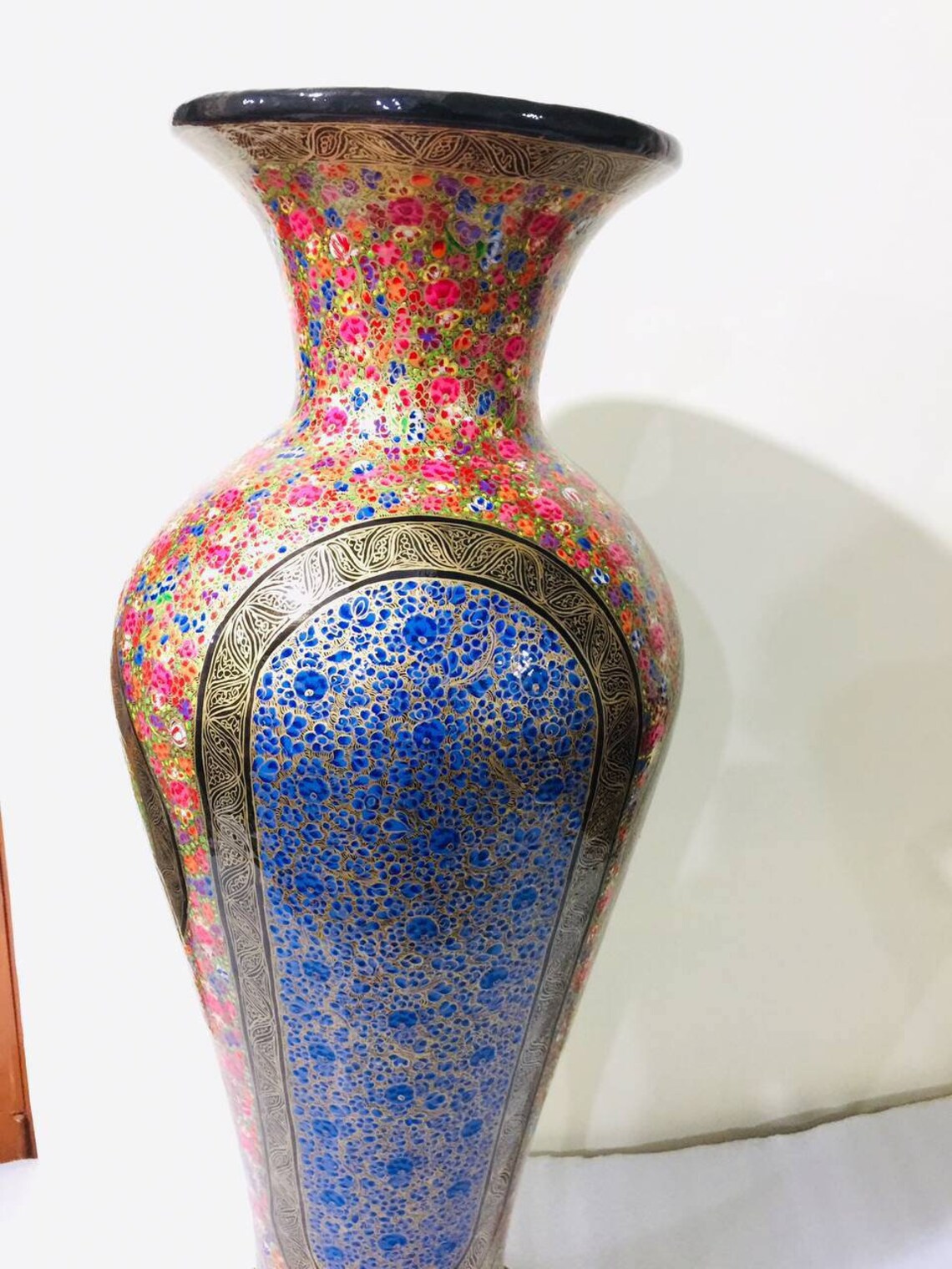 Handmade Kashmiri paper mache flower vase, Hand painted flower vase