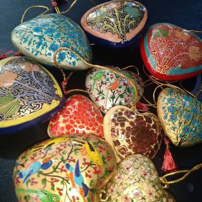 Hand painted christmas baubles, solid hanging Heart, paper mache heart ,hanging baubles, Hanging christmas Ornaments, handmade xmas heart