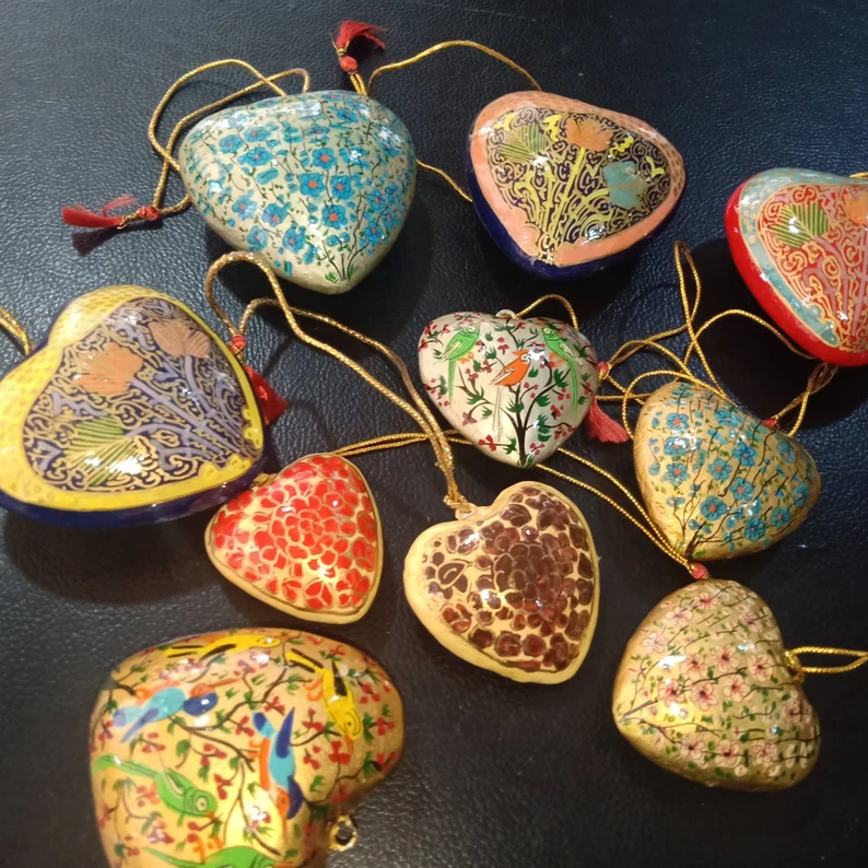 Valentine day heart,Handmade christmas tree decoration,solid hanging Hearts,paper mache hearts,hanging baubles,Hanging christmas Ornaments