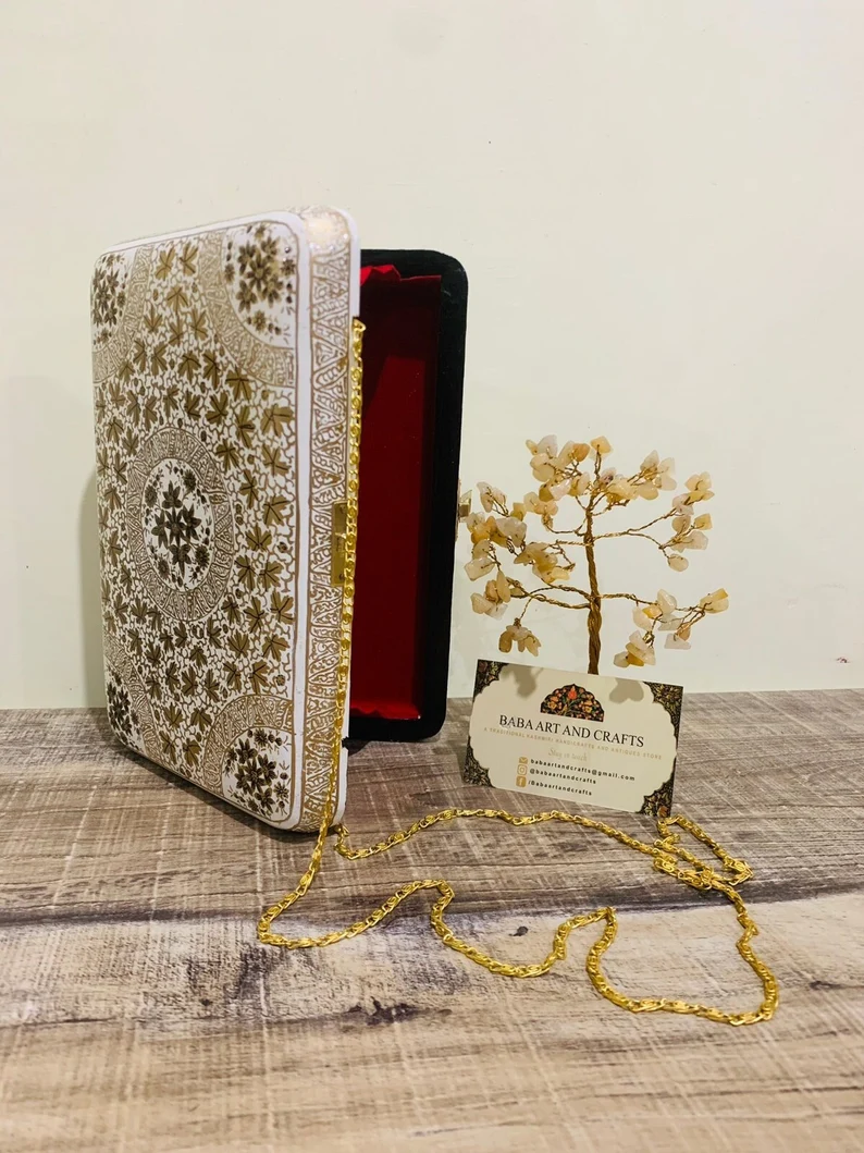 Paper Mache Wallets, Clutches with handpainted paper mache art, Papier mache clutch from Kashmir