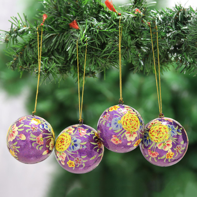 Wooden Christmas Ornaments: A Tale of Craftsmanship